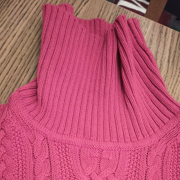 Amazon Essentials Size XXL Red Cable Knit Turtleneck Sweater (EUC) - Picture 4 of 13